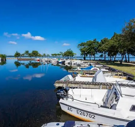 Charmant Mobilhome Dans Camping 4 Etoiles Au Bord Du Lac De Biscarrosse Campingplatz