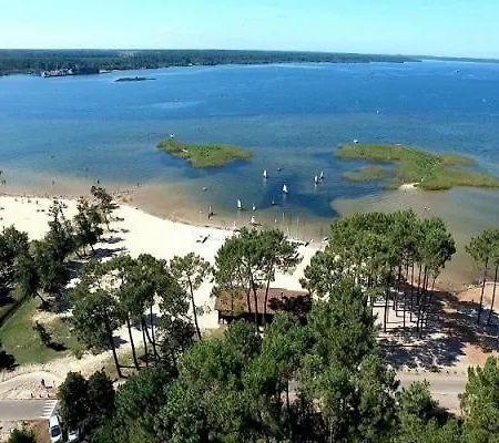 Charmant Mobilhome Dans Camping 4 Etoiles Au Bord Du Lac De Biscarrosse Campingplatz *