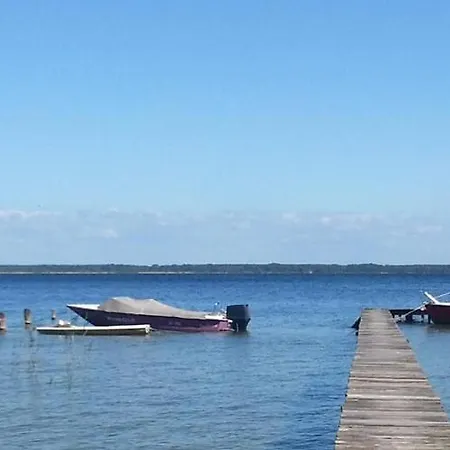 Campingplatz Charmant Mobilhome Dans Camping 4 Etoiles Au Bord Du Lac De Biscarrosse Parentis-en-Born