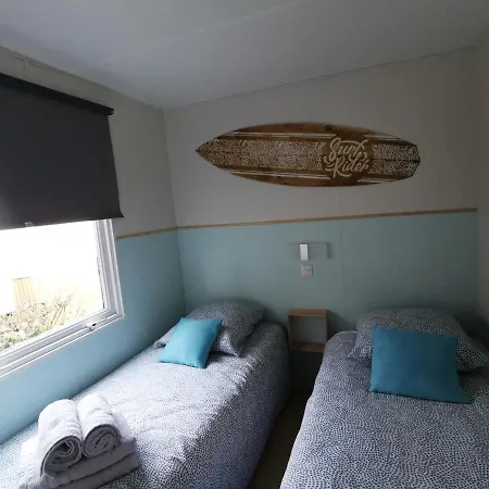 Charmant Mobilhome Dans Camping 4 Etoiles Au Bord Du Lac De Biscarrosse *