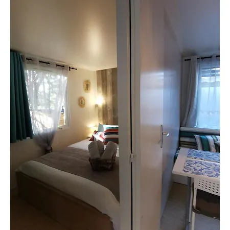 Charmant Mobilhome Dans Camping 4 Etoiles Au Bord Du Lac De Biscarrosse * Parentis-en-Born